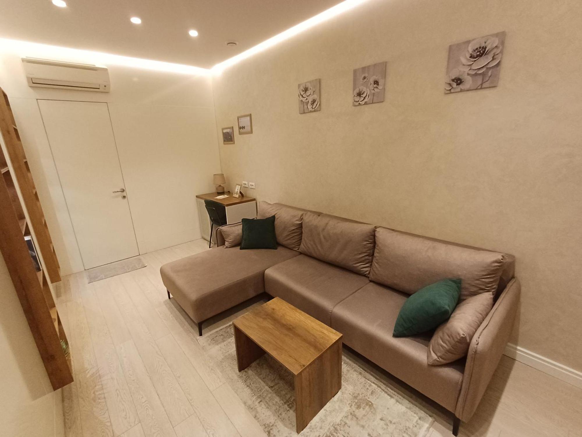 Rentapt Tirana Appartement Buitenkant foto